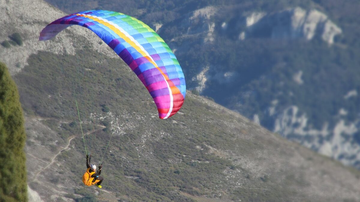 1554992115-5103 1554992115-5103