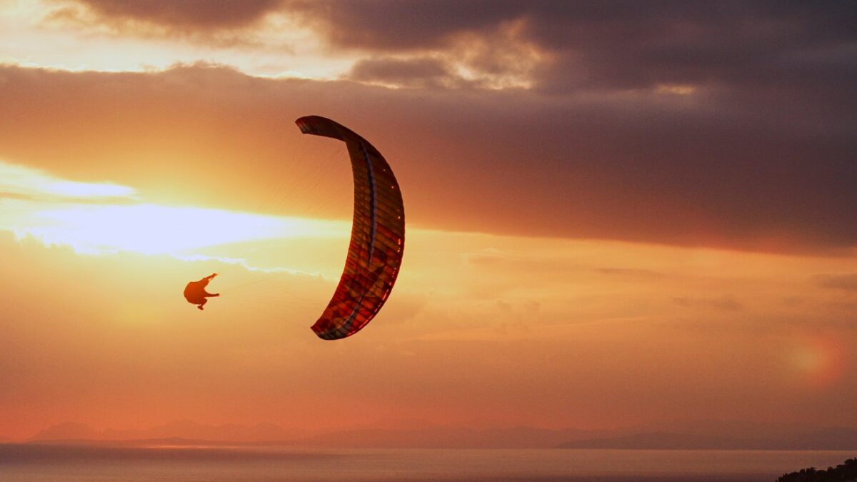 1649063802-1985 1649063802-1985