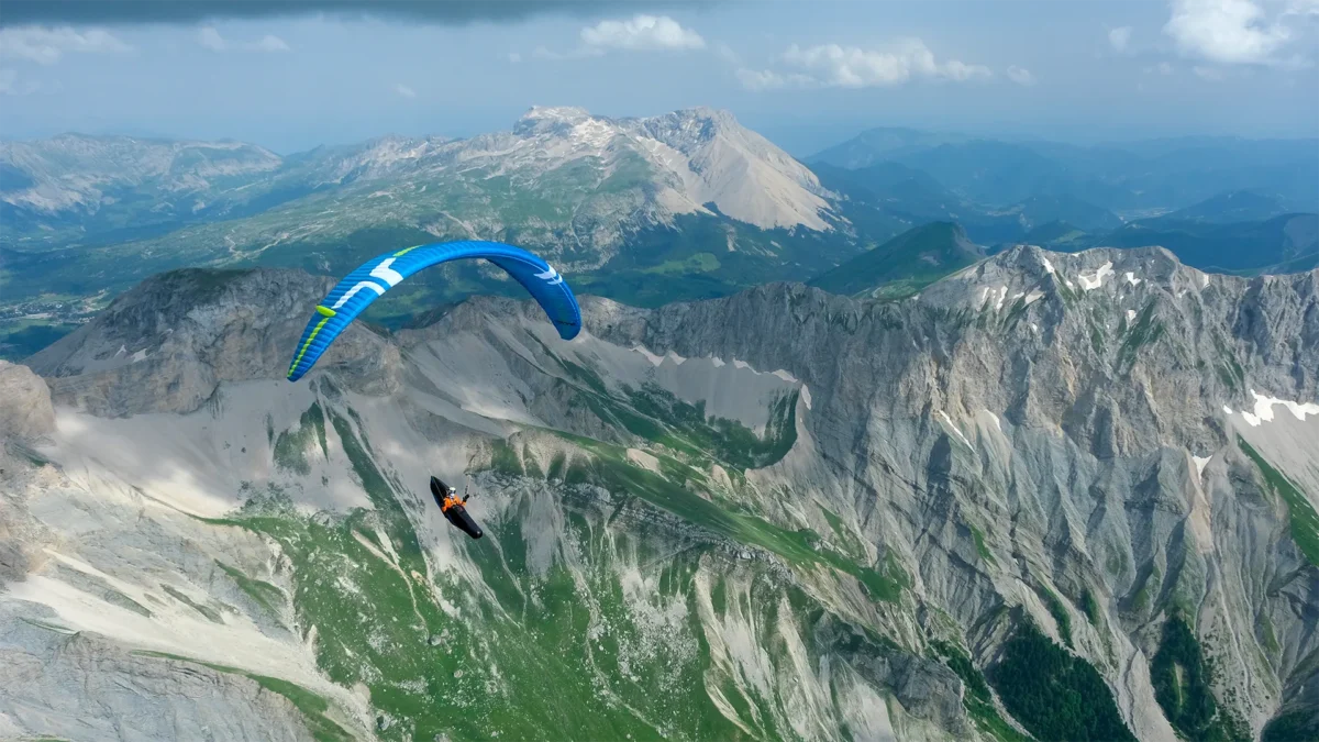 ozone-lyght-iwh-front-side-view ozone-lyght-iwh-front-side-view