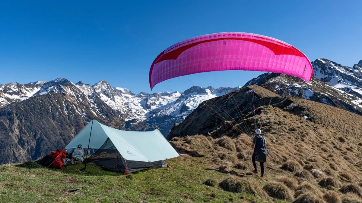 Calypso-2-sangria-groundhandling-bytent Calypso-2-sangria-groundhandling-bytent