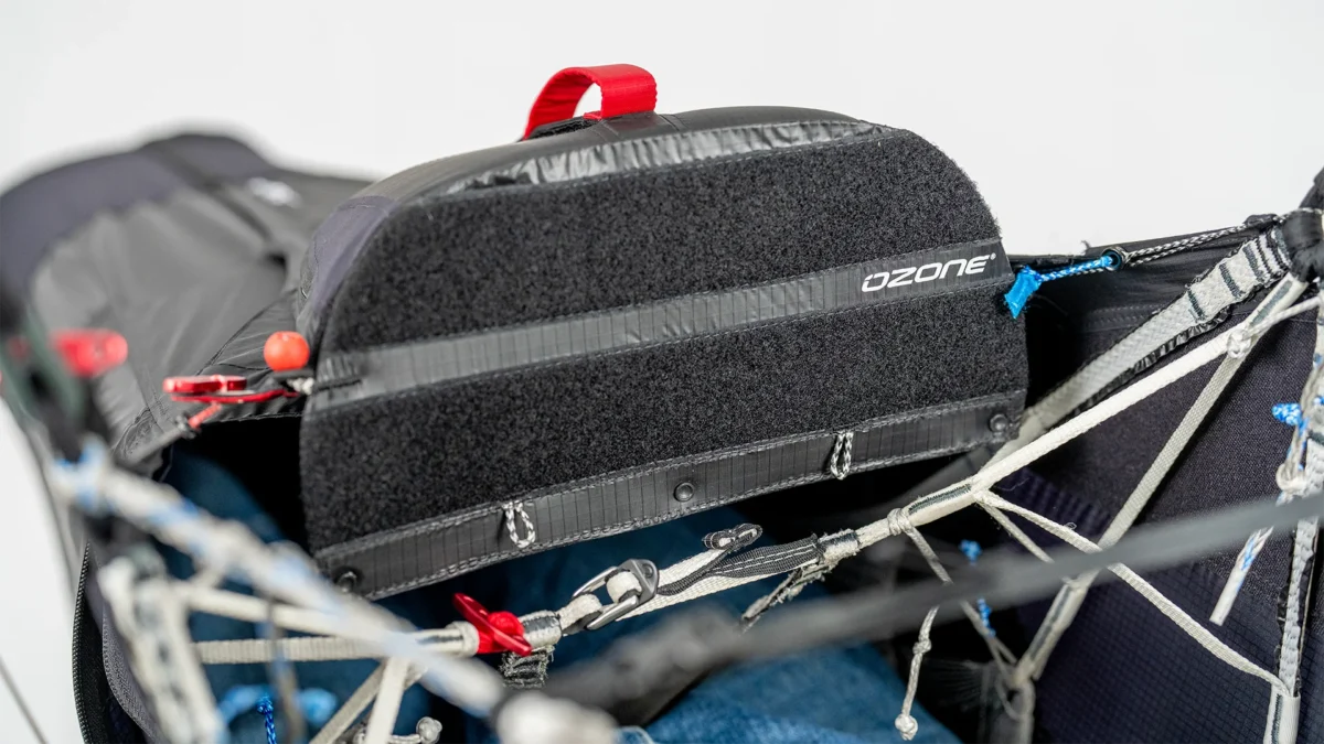 ozone-frace2-cockpit-plate-detail ozone-frace2-cockpit-plate-detail