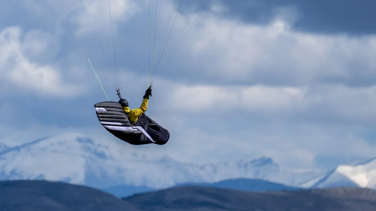 ozone-frace2-in-air-from-behind2 ozone-frace2-in-air-from-behind2