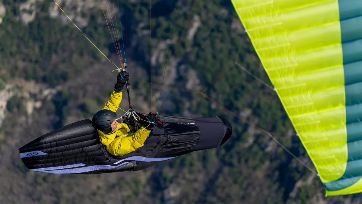 ozone-frace2-in-air-from-top ozone-frace2-in-air-from-top