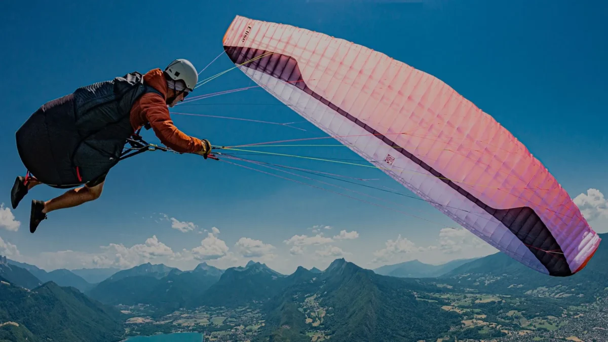 GIN-Elise-sittesele-nais GIN-Elise-sittesele-nais