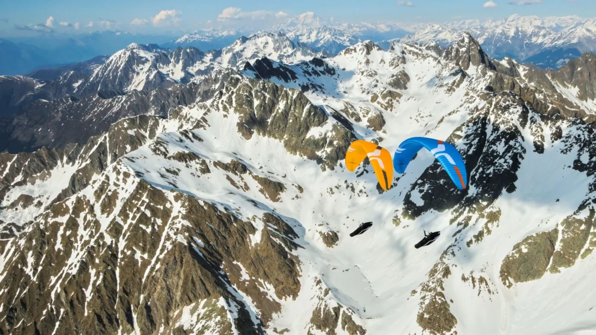 Ozone-Alpina4GT-mot-venstre-double-trouble Ozone-Alpina4GT-mot-venstre-double-trouble