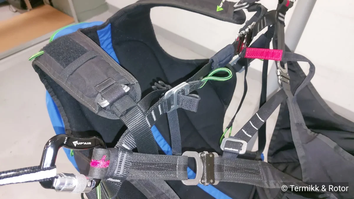 1985235873 (4) 1985235873 (4)