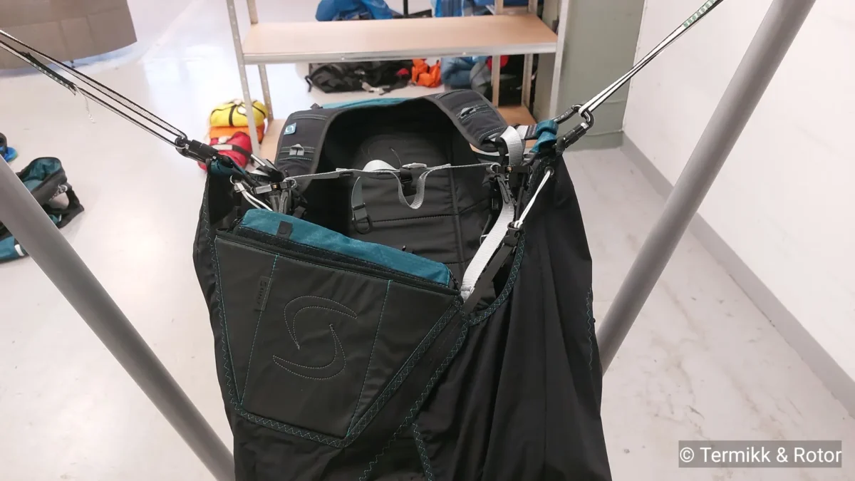 2172_MM_0426R0 (6) 2172_MM_0426R0 (6)