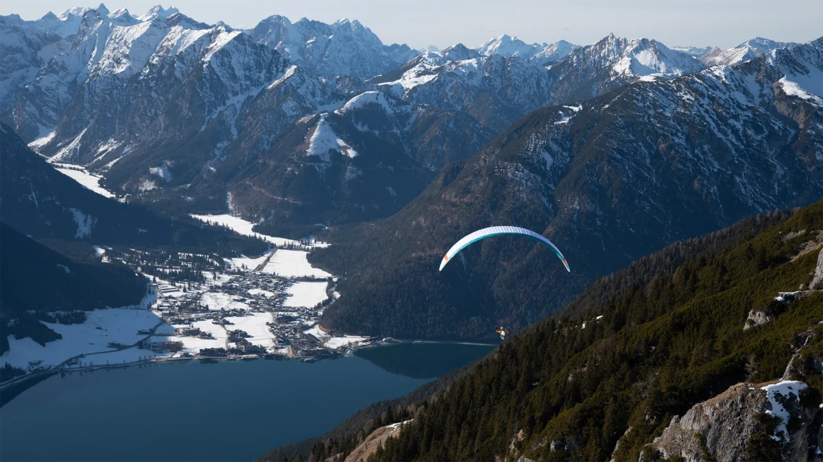 nova-xenon-3-from-back-towards-lake nova-xenon-3-from-back-towards-lake