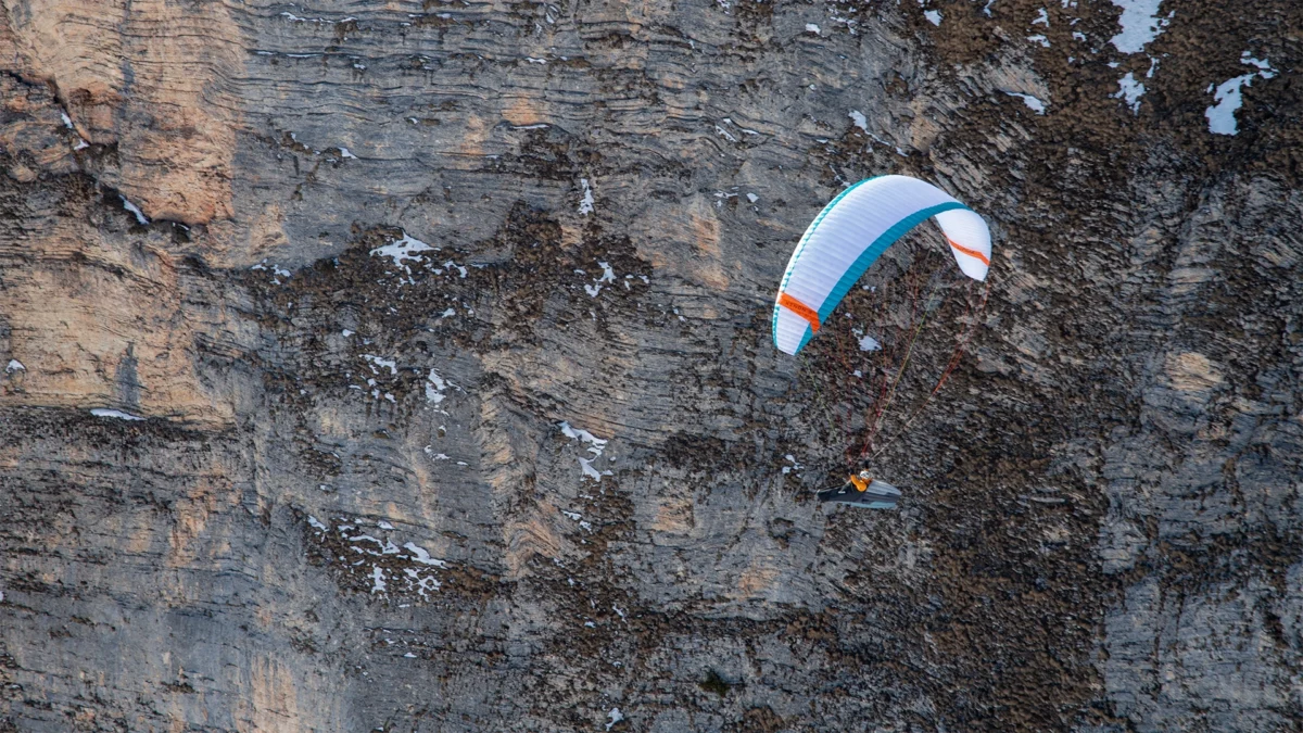 nova-xenon-3-right-side-beside-mountain nova-xenon-3-right-side-beside-mountain