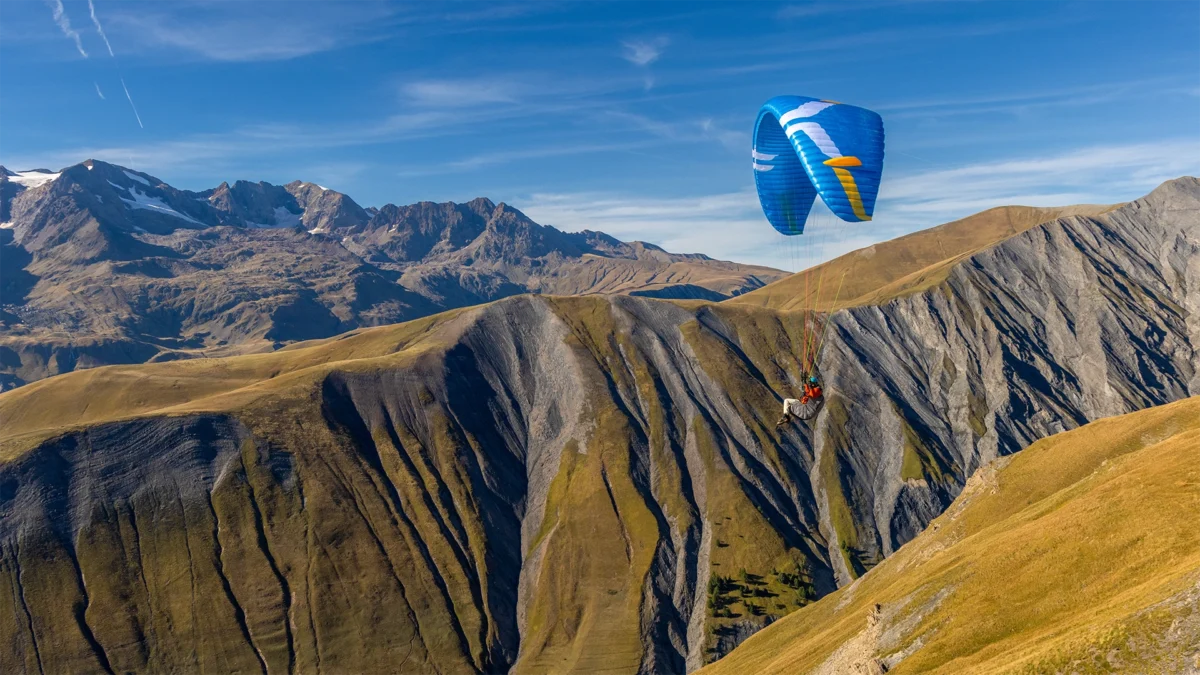 ozone-vibe-gt-sunset-soaring-left-side-off-slope ozone-vibe-gt-sunset-soaring-left-side-off-slope