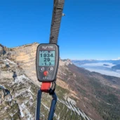 syride-gps-v4-on-riser